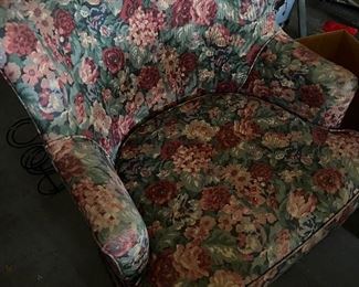 Upholstered chair 
