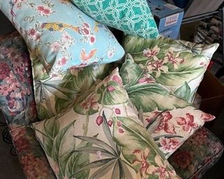 Outdoor pillows 