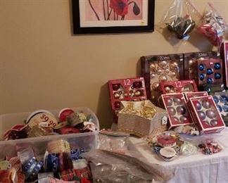 Christmas decorations, ribbons, floral
