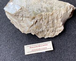 Muscovite Mica white Phylosilicate Mineral
