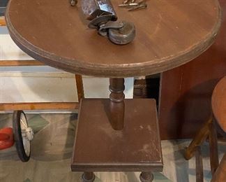 Assorted Small Furniture Pieces