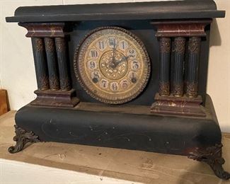Mantle Clocks