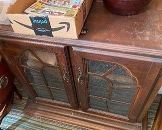 China Cabinet Bottom