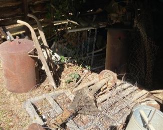 Chick Waterer/Metal Items