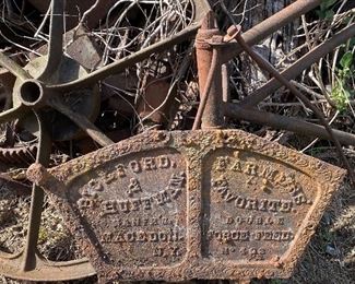 Early Bickford and Huffman Grain Feed Side Plate