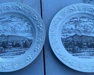 Pilot Mountain Souvenir Plates