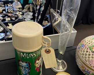 Vintage (and rare) Munster lunchbox Thermos in near mint condition.