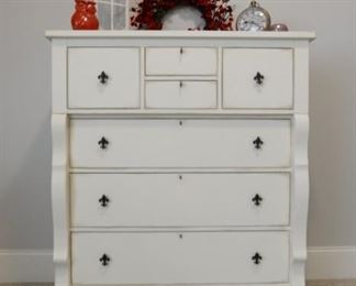 Country Living by Lane Chest of Drawers