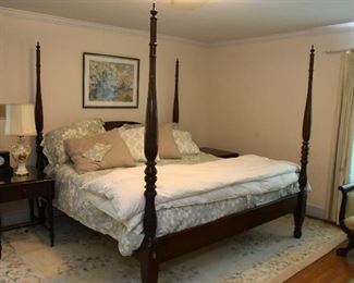 Hickory White King Size Poster Bed