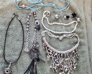 (Jewelry Saturday & Sunday only)