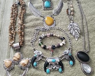 (Jewelry Saturday & Sunday only)