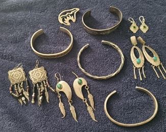 (Jewelry Saturday & Sunday only)