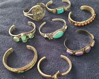 (Jewelry Saturday & Sunday only)