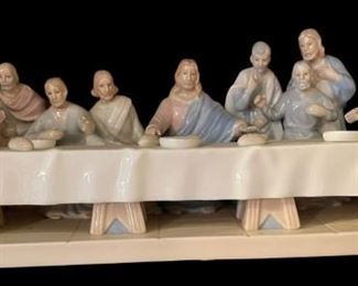 Last Supper sculpture
