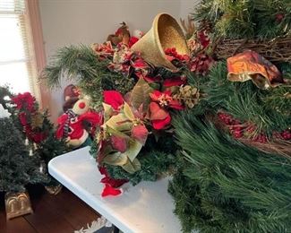Huge wreaths & inside & outside Christmas decor
