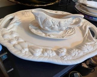 Large serving platter & gravy pitcher & ladle