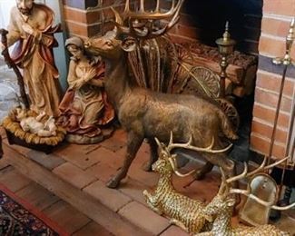 Reindeer decorations & Precious
 ( photo bomb)