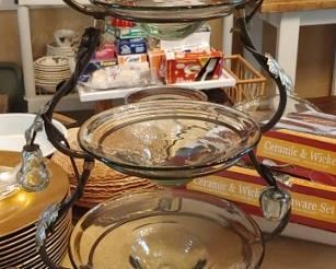 Three compartment server with hand blown glass grapes