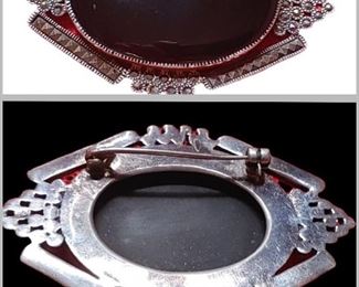 Vintage Black Onyx & Sterling Silver & Marcasite Brooch 
Hallmarked  925