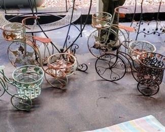 Metal bicycle plant holders