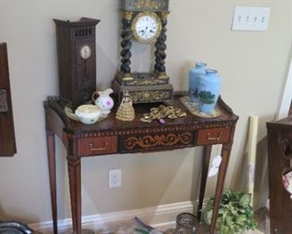 ANTIQUE FRENCH CLOCKS