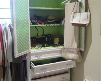 PLATINUM IN THE HAVEN 083 