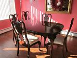 PENNSYLVANIA HOUSE DINING ROOM TABLE. 2 ARM CHAIRS, 4 SANDARD CHAIRS, 3 LEAVES AND TABLE PADS.  PRISTINE CONDITION.