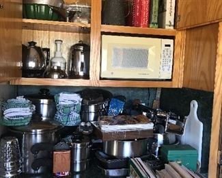 Full set with extras! Saladmaster cookware, complete!