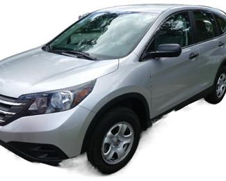 2014 Honda CRV w/8300 miles!