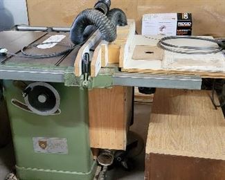 Grizzly 10" Heavy Duty Table Saw & HTC Outfeed Rollers