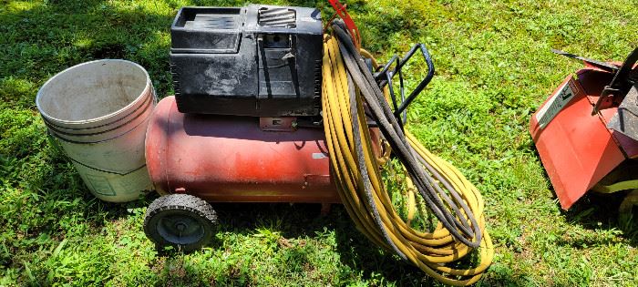 Craftsman 2HP 12 gallon air compressor