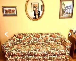 Nice quality and in excellent condition
Reduced to only $50