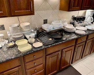 Nice selection of kitchenwares 