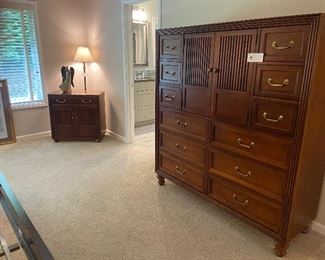 another view of the chest.