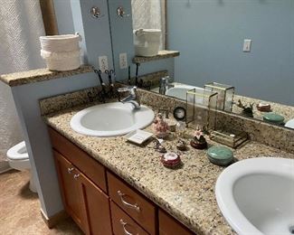 Decorative items for sale during in-person shopping  Friday and Saturday.