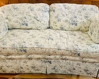 $110
Taylor & King NC made small sofa cream & blue floral
  76x30Tx 36D
