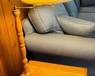 $100 pair of table lamps 46T x 18L x 22D&nbsp;