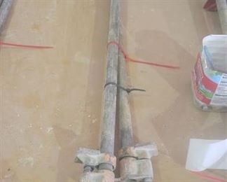 (2) Pipe Clamps