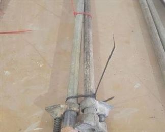 (2) Pipe Clamps