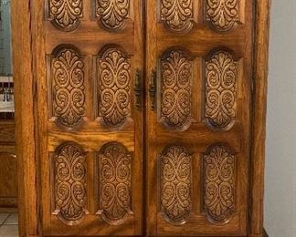 John Cameron Distinctive Furniture: Headboard, Dresser w Mirror, 2 Nightstands and Armoire