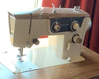 Riccar Sewing Machine in Cabinet 