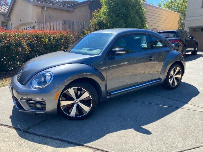 2014 VW Bug- Turbo, Automatic, 150k miles, seat heaters, runs great, amazing gas mileage!