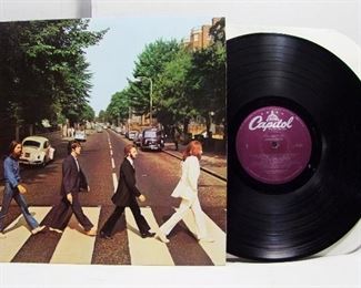 2569   Apple SO 383 (LP), Oct. 1, 1969 “Abbey Road”, Stereo.  Cond: Record very lightly played, Cover spine has very minor wear at both ends/corners, Cover shine 95%, other corners lightly rubbed.  Overall: 8.5 Rating.