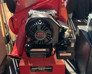 Predator 212 CC Chipper 