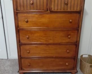 Matching Chest of drawers