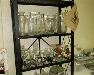 Barware
Vases