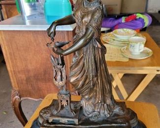 Antique bronze statue $200