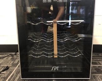 New 12 bottle wine chiller