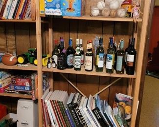 Books, vintage games and balls