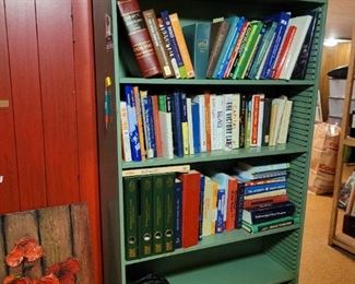 Books, metal book shelves 